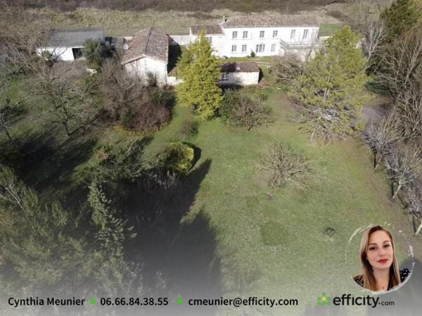 Maison 7 pièces - 222 m²