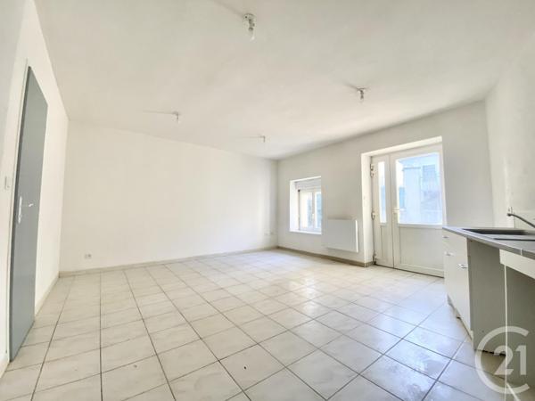 Immeuble à vendre  309,48 m2 LES AVENIERES VEYRINS THUELLIN - 38
