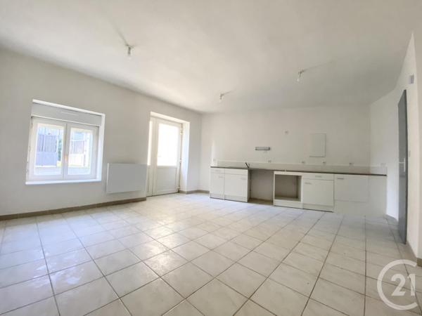 Immeuble à vendre  309,48 m2 LES AVENIERES VEYRINS THUELLIN - 38