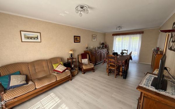 Maison à vendre    4 pièces • 83 m2 Saint-Quentin