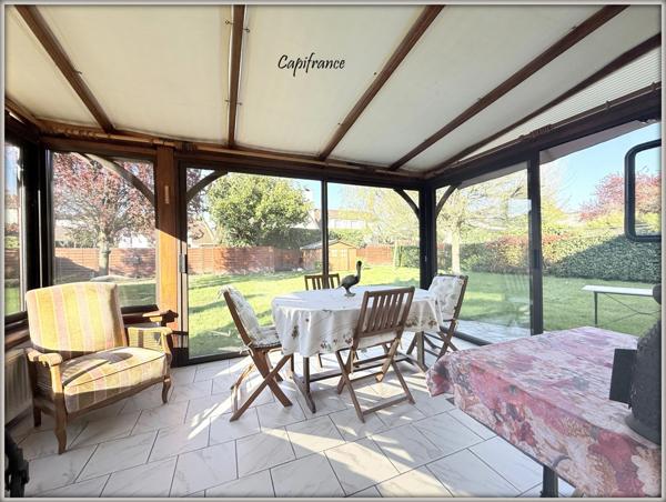 Maison à vendre 5 pièces + garage. Beau terrain de plus de 900m²!