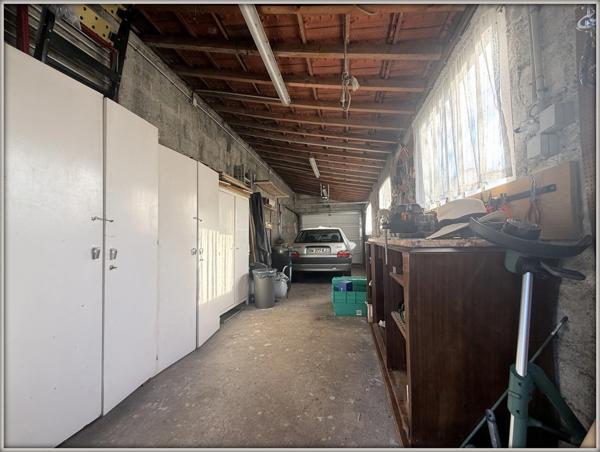 Maison à vendre 5 pièces + garage. Beau terrain de plus de 900m²!