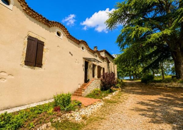 Maison à vendre 709 900 € Castéra-Verduzan 13 p 490 m² DPE D