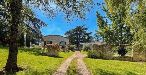 Maison à vendre 709 900 € Castéra-Verduzan 13 p 490 m² DPE D