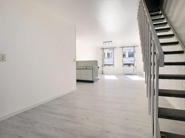 Location appartement près de Châlons-en-Champagne - 2 pièce(s) - 62 m² - 525 € / mois