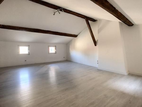 Location appartement près de Châlons-en-Champagne - 2 pièce(s) - 62 m² - 525 € / mois