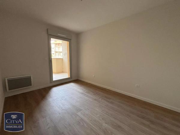 Appartement à louer 2 pièces 45.1m² Béziers (34500)