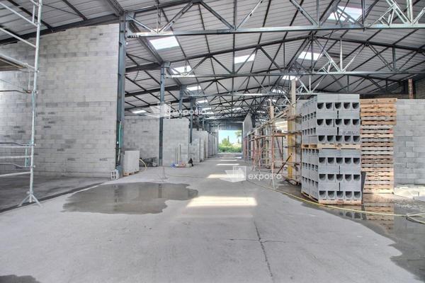 84100 ORANGE - ATELIER BOX DE STOCKAGE 69 m²