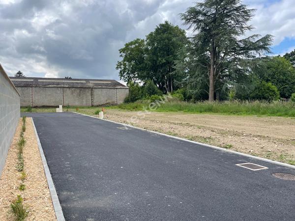 Terrain Questembert RARE Centre ville arboré zone UA, 400 m² env