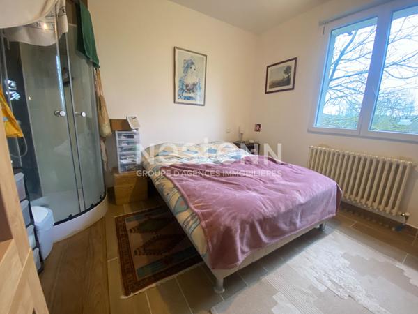 Maison avec dépendances et 7000m² de terrain à CADEN