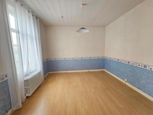Maison à THOUARS, 79100 - 6 pièces 123m²