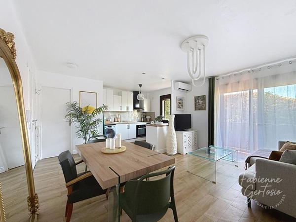 TOULON - Quartier Lamalgue T2 de 41 m2 avec balcon et vue dégagée