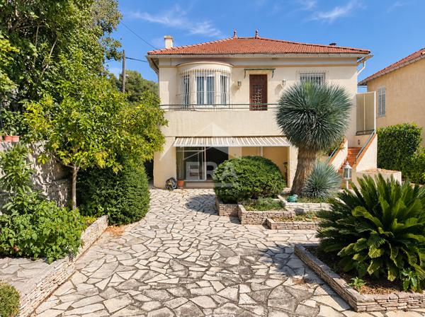 SEPTÈMES-LES-VALLONS  - EXCLUSIVITÉ : MAISON T3 DE 76 m² Comprenant un  T2 AMÉNAGÉ et GARAGE DE 38 m²