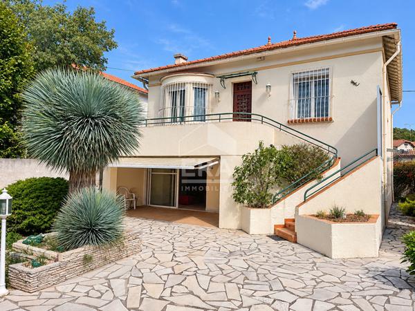 SEPTÈMES-LES-VALLONS  - EXCLUSIVITÉ : MAISON T3 DE 76 m² Comprenant un  T2 AMÉNAGÉ et GARAGE DE 38 m²