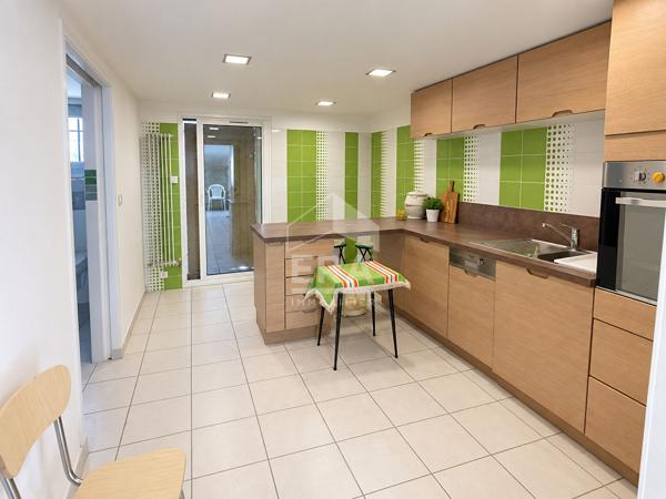 SEPTÈMES-LES-VALLONS  - EXCLUSIVITÉ : MAISON T3 DE 76 m² Comprenant un  T2 AMÉNAGÉ et GARAGE DE 38 m²