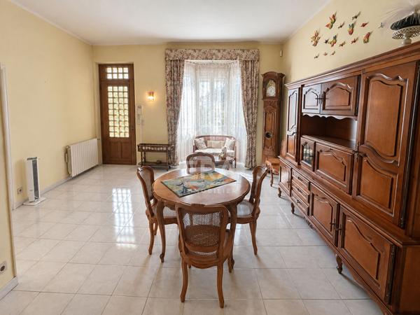 SEPTÈMES-LES-VALLONS  - EXCLUSIVITÉ : MAISON T3 DE 76 m² Comprenant un  T2 AMÉNAGÉ et GARAGE DE 38 m²