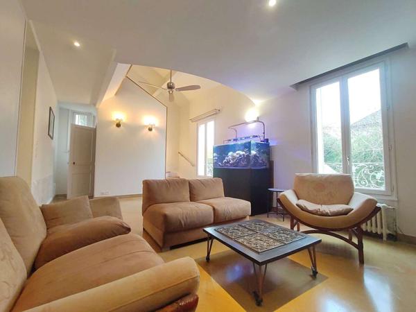 Emplacement n°1 pour cette belle maison