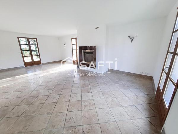 Maison familiale 204 m² – 6 chambres – 2 500 m² de jardin
