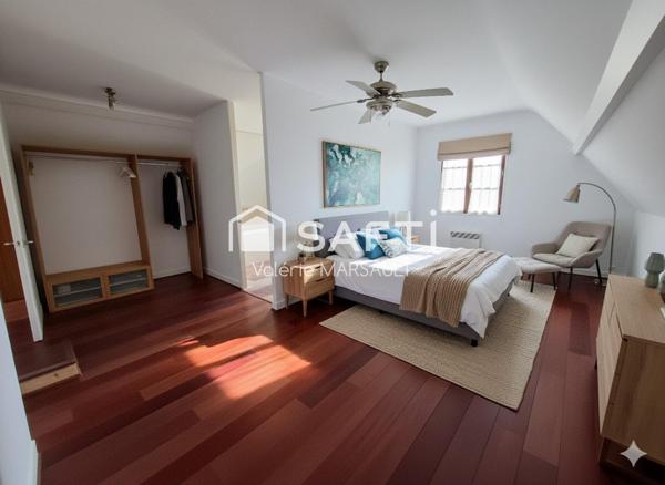Maison familiale 204 m² – 6 chambres – 2 500 m² de jardin