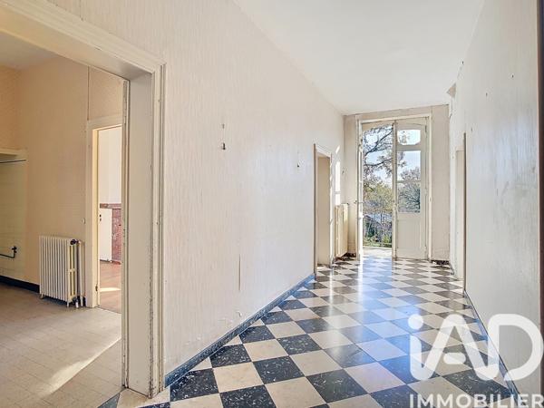 Maison à vendre 7 pièces 185 m² Saint-Benoît-de-Carmaux