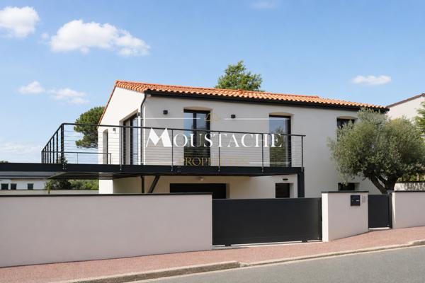 VILLA D'EXCEPTION - PROXIMITÉ IMMÉDIATE DE LA PLAGE DE PONTAILLAC -