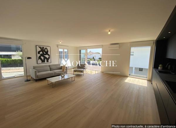 VILLA D'EXCEPTION - PROXIMITÉ IMMÉDIATE DE LA PLAGE DE PONTAILLAC -