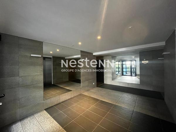 Attique d'exception avec terrasse de 60 m² et prestations haut de gamme