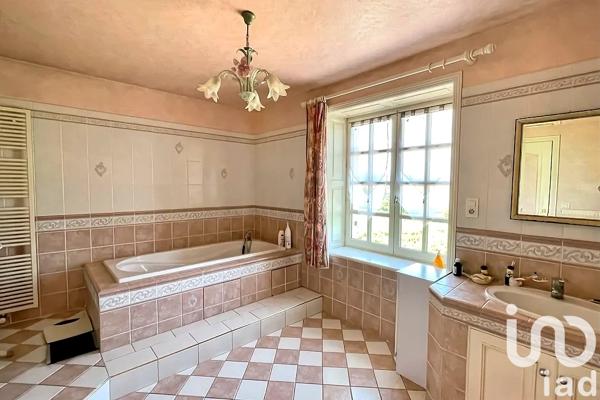 Maison à vendre 8 pièces 185 m² Arnas