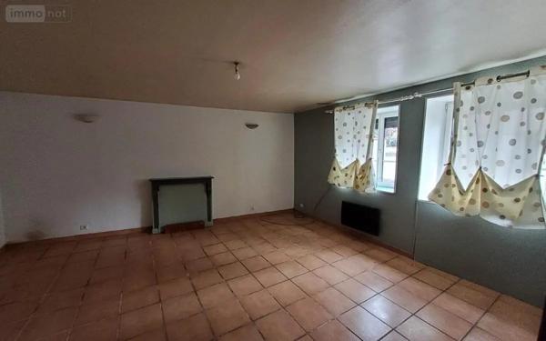 Achat - Maison Carhaix-Plouguer 29270 4 pièces 70 m 2 153 m 2