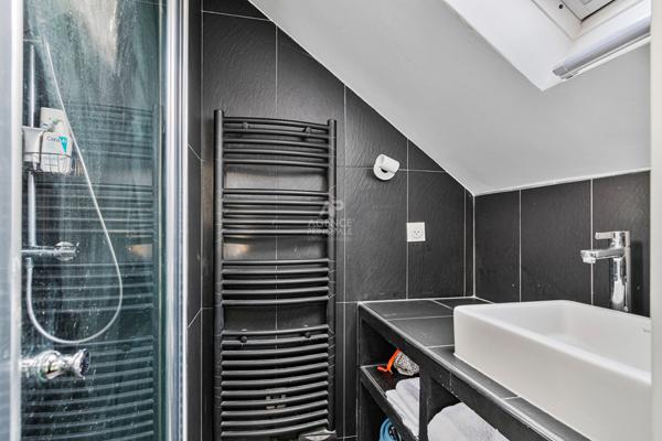 Appartement meublé 2 pièce(s) 35 m2- Saint Germain En Laye Loyer 1 100 €/mois charges comprises **  - Référence  17469