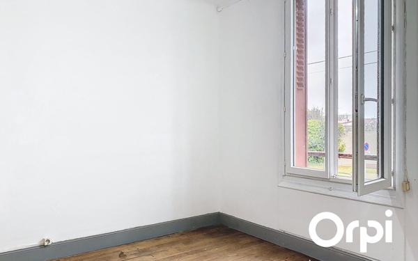 Maison à vendre    3 pièces •  Montluçon