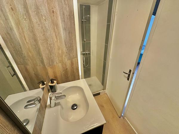 Appartement  1 pièce(s) 12.47 m2