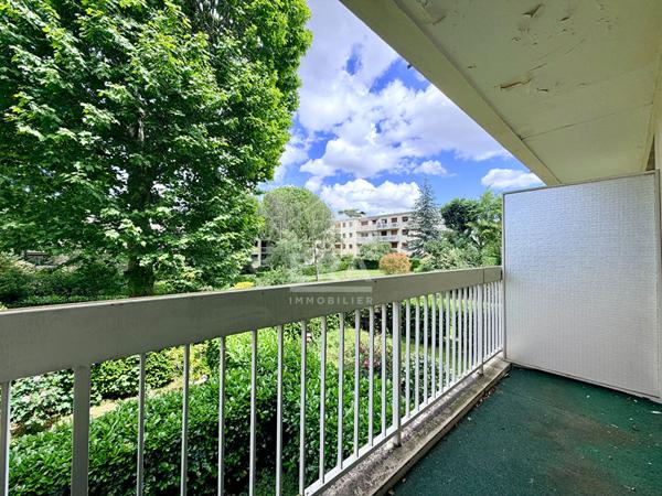 Sèvres rive gauche - Studio meublé avec balcon sud-ouest et parking - Résidence Parc Ernest Renan