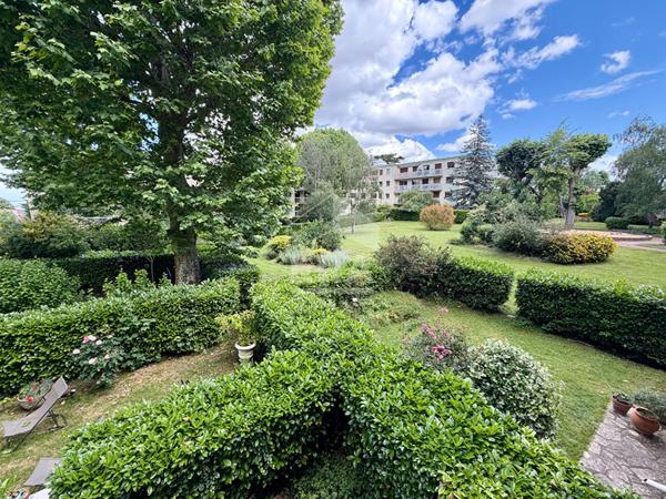 Sèvres rive gauche - Studio meublé avec balcon sud-ouest et parking - Résidence Parc Ernest Renan