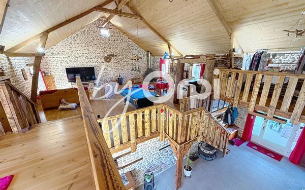 Maison à vendre    5 pièces • 254,30 m2 Le Quartier