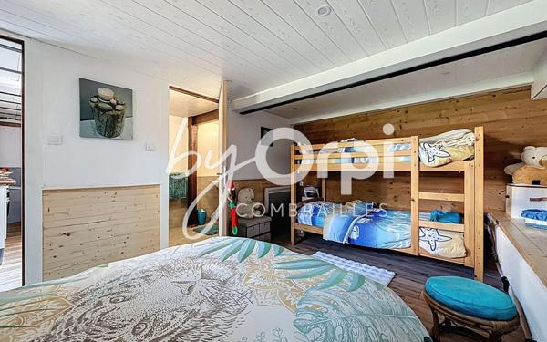 Maison à vendre    5 pièces • 254,30 m2 Le Quartier