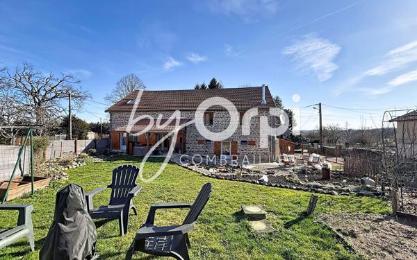 Maison à vendre    5 pièces • 254,30 m2 Le Quartier