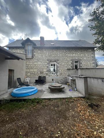 86530 Naintré Maison + Garage / Cave et Jardin