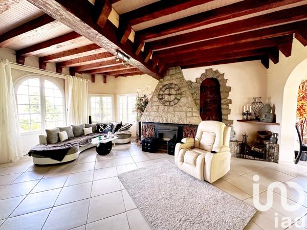 Maison 6 pièces de 220 m² à Nogent-sur-Vernisson (45290)