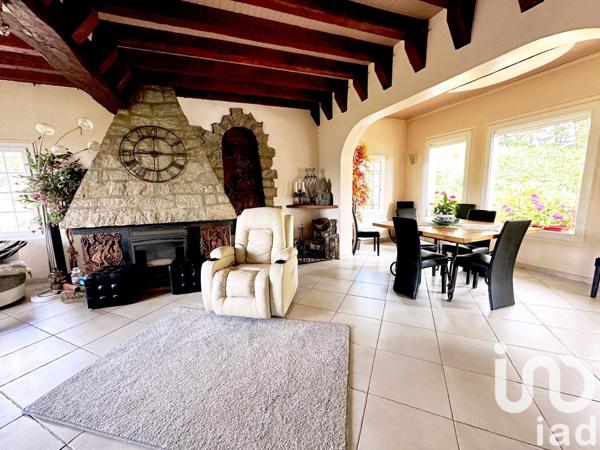 Maison 6 pièces de 220 m² à Nogent-sur-Vernisson (45290)