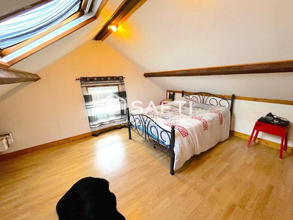 MAISON + DOUBLE GARAGE + EXTERIEUR