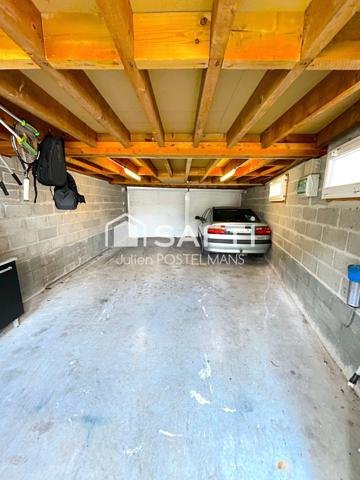 MAISON + DOUBLE GARAGE + EXTERIEUR