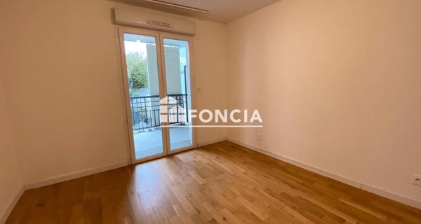 Location Appartement 2 pièces 39 m² - Châtenay-malabry 92290
