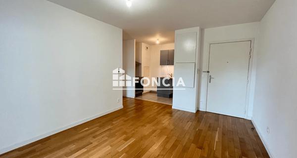 Location Appartement 2 pièces 39 m² - Châtenay-malabry 92290