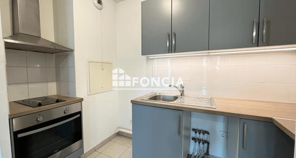 Location Appartement 2 pièces 39 m² - Châtenay-malabry 92290