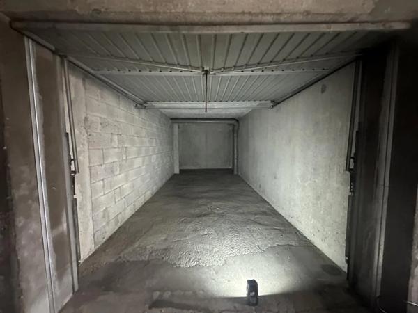 Parking / Box à louer à Chambéry (73000)