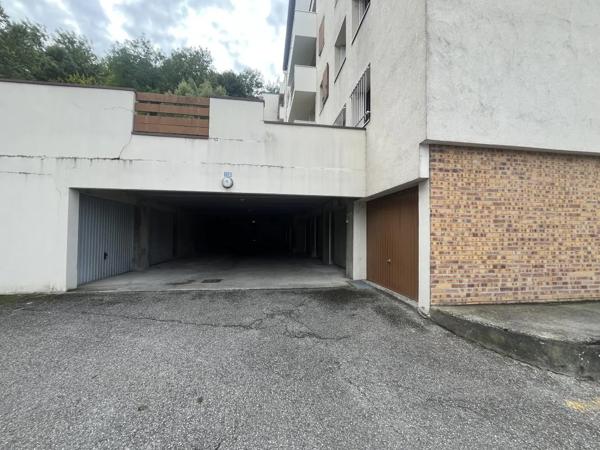Parking / Box à louer à Chambéry (73000)