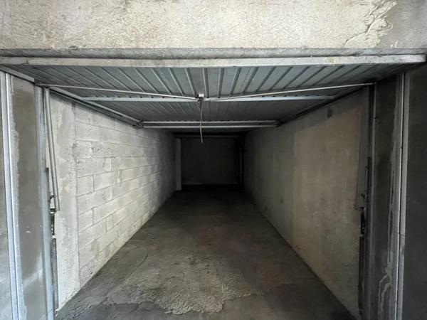 Parking / Box à louer à Chambéry (73000)