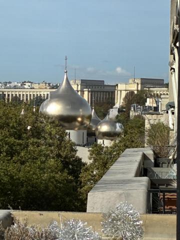 Appartement
         8 pièces
        - 226 m² Exclusivité 3 360 000 € *