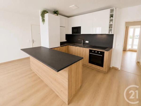 Appartement à vendre  4 pièces - 69 m 2   LIVRY GARGAN  - 93